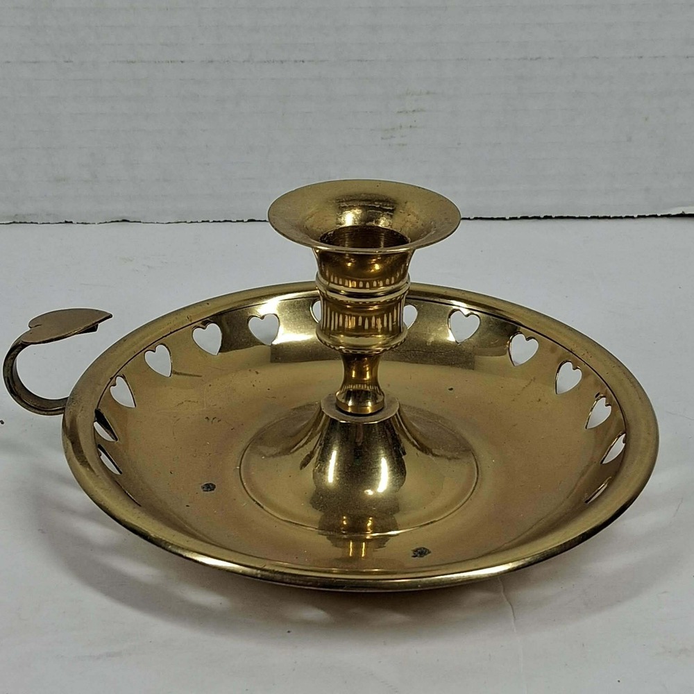Vintage Solid Brass Chamberstick Candle Holder Heart Cutout‎ Rim Finger Loop 6in
